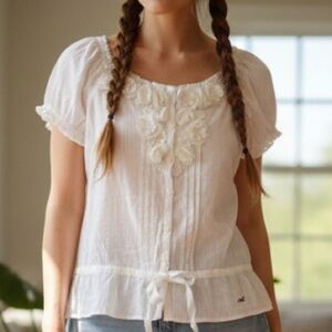 NWT Hollister Women White Lace Trimmed cottage corr Top Size M 2 for $30